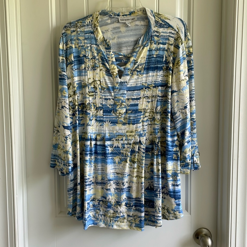 Southern Lady Women’s Top